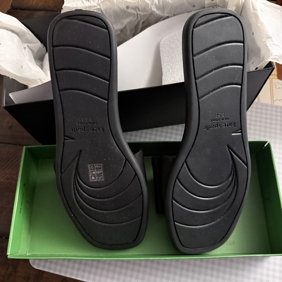 Kate Spade Bikini Bow Sandals - Size 8.5 - New with Box! - Picture 7 of 9